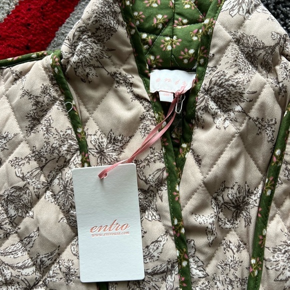 Entro Floral Quilted Boho Vest - Picture 2 of 3